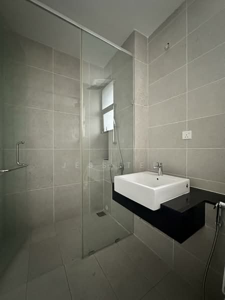 Semi-Detached House for Sale in Shah Alam (Selangor) - Jess Tee - Bathroom - PropertyGuru.com.my
