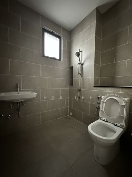 Semi-Detached House for Sale in Shah Alam (Selangor) - Jess Tee - Bathroom - PropertyGuru.com.my