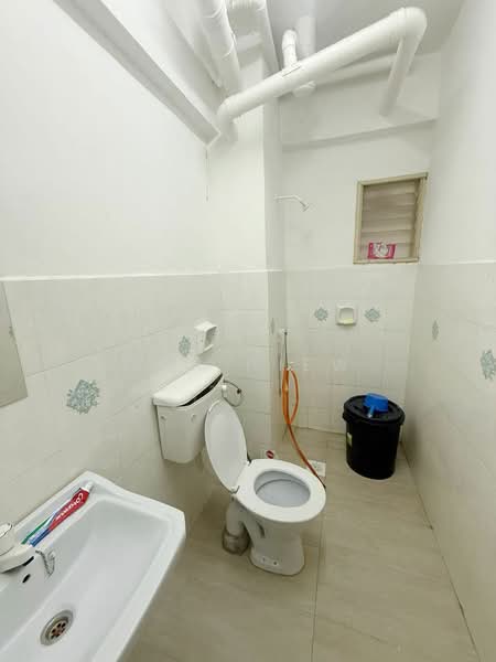 Apartment for Sale at Vista Seri Alam - Lex Hiew - PropertyGuru.com.my