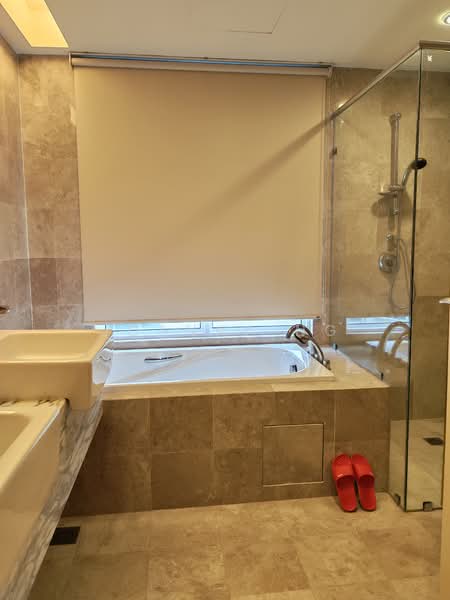 Condominium for Sale at Tiffani Kiara - Joanna Ng - Master Bathroom - PropertyGuru.com.my