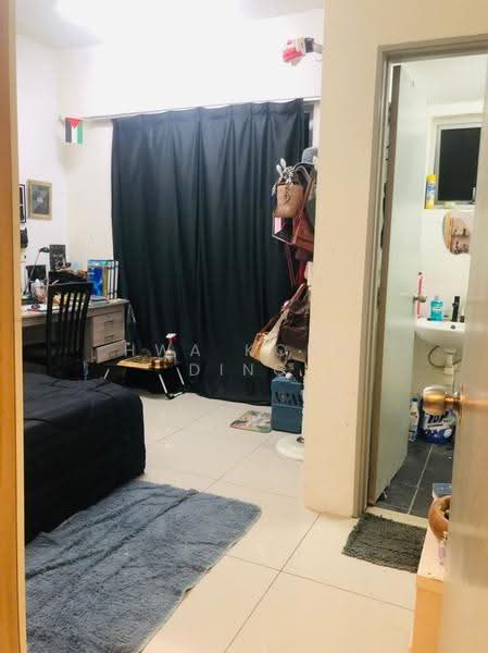 Kediaman Servis untuk Dijual di Silk Residence - Hwa Kong Ding - Bedroom - PropertyGuru.com.my