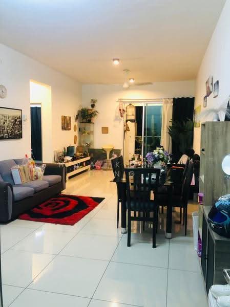 Kediaman Servis untuk Dijual di Silk Residence - Hwa Kong Ding - Living Room - PropertyGuru.com.my