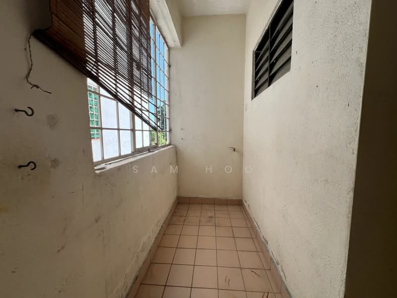 Condominium for Sale at Pelangi Kondominium (Sentul) - Sam Hoo - Balcony - PropertyGuru.com.my