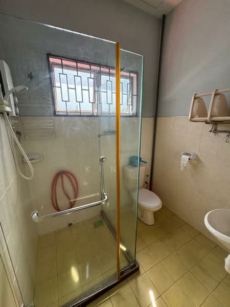 2-storey Terraced House for Sale in Taman Setapak (Setapak) - Kin . - Bathroom - PropertyGuru.com.my