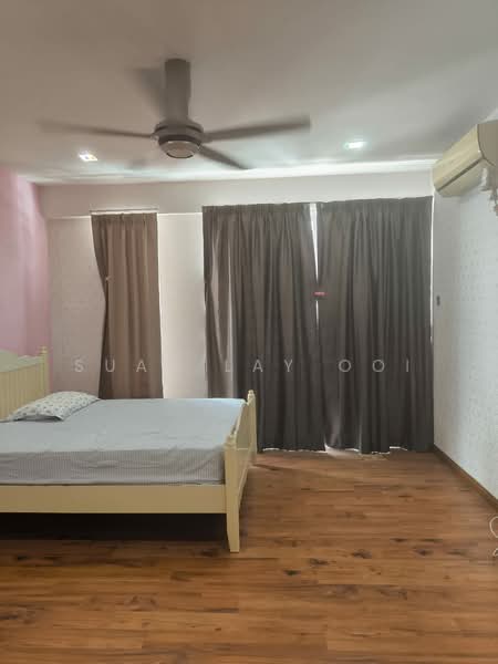 3-storey Terraced House for Sale in Tanjung Bungah (Penang) - Suan Lay Ooi - Bedroom - PropertyGuru.com.my