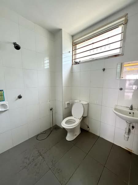 2-storey Terraced House for Sale in Bandar Teknologi Kajang (Kajang) - Hawa Ibrahim - Bathroom - PropertyGuru.com.my