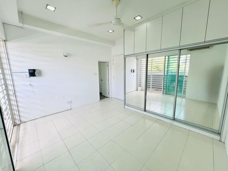 2-storey Terraced House for Sale in Bandar Teknologi Kajang (Kajang) - Hawa Ibrahim - Bedroom - PropertyGuru.com.my