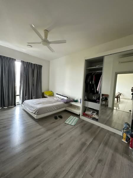 Service Residence for Sale at Southkey Mosaic - Seiya Liang - Bedroom - PropertyGuru.com.my
