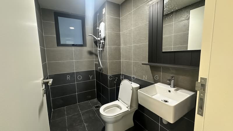 Servis Apartment untuk Dijual di D'Clover Residences - Roy Chong - PropertyGuru.com.my