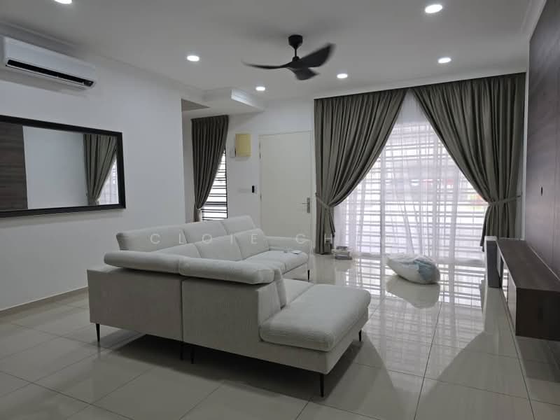 Terraced House for Rent in Bandar Sri Sendayan (Negeri Sembilan) - Cloie Chow - Living Room - PropertyGuru.com.my