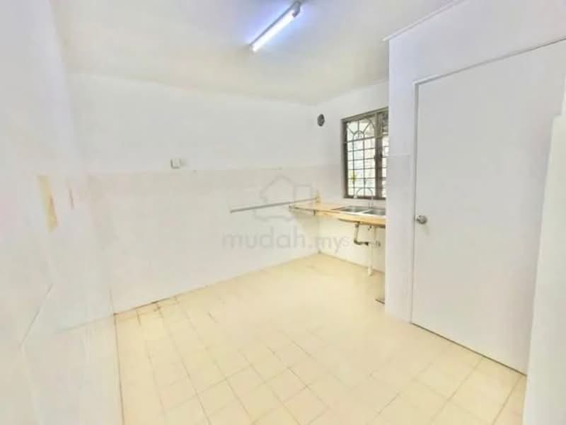 Rumah Teres 2 Tingkat untuk Disewa di Cheras (Kuala Lumpur) - Zulhaikal Asmadee - Kitchen - PropertyGuru.com.my