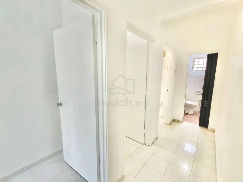 Rumah Teres 2 Tingkat untuk Disewa di Cheras (Kuala Lumpur) - Zulhaikal Asmadee - Corridor - PropertyGuru.com.my