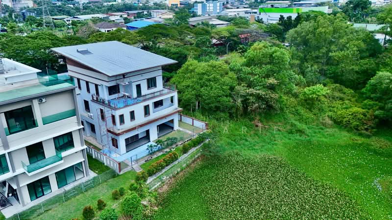 Bungalow for Sale in Shah Alam (Selangor) - Reena Sarif - Exterior - PropertyGuru.com.my
