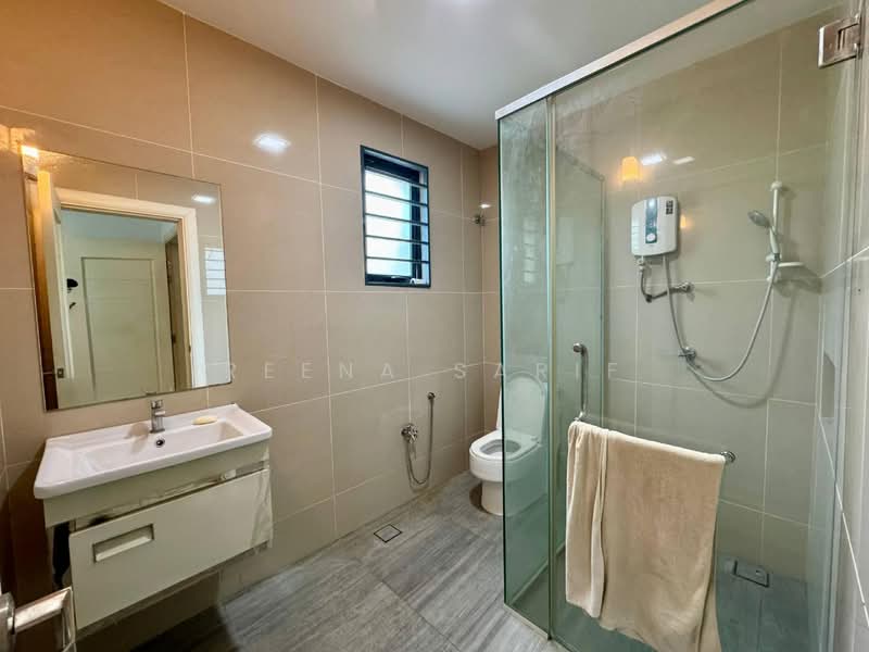 Bungalow for Sale in Shah Alam (Selangor) - Reena Sarif - Bathroom - PropertyGuru.com.my