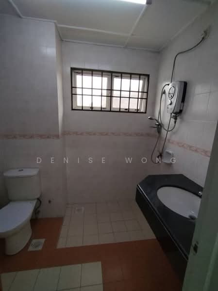 Rumah Teres 2.5 Tingkat untuk Dijual di Taman Usahawan (Kepong) - Denise Wong - Bathroom - PropertyGuru.com.my