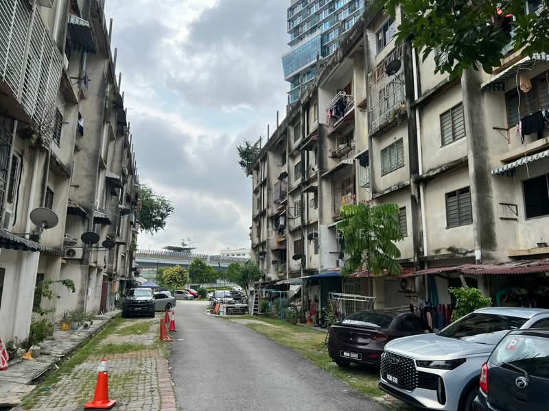 Rumah Flat untuk Disewa di Desa Aman - David Lee - Exterior - PropertyGuru.com.my