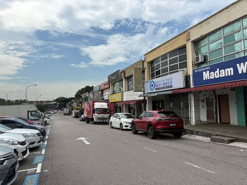 For Sale - Facing Main Road Shop Nusa Bestari 2 Jalan Nb2 near Nusa Jaya Mas