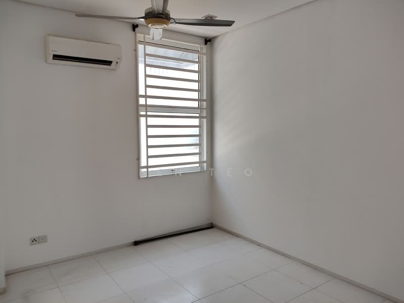 Semi-Detached House for Sale in Bayan Baru (Penang) - Pen Teo - 1st Floor Common Bedroom  - PropertyGuru.com.my