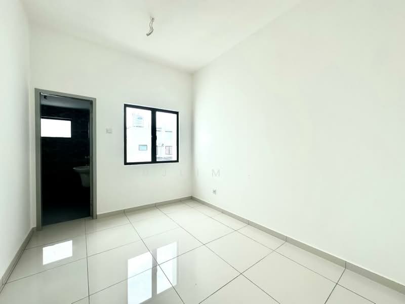 2-storey Terraced House for Sale in Semenyih (Selangor) - HjLim . - Interior - PropertyGuru.com.my