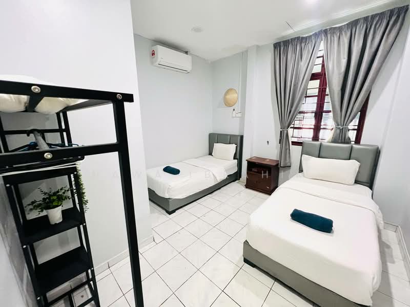 Rumah Teres 2 Tingkat untuk Dijual di Seksyen 5 (Kota Damansara) - Hawa Ibrahim - Bedroom - PropertyGuru.com.my