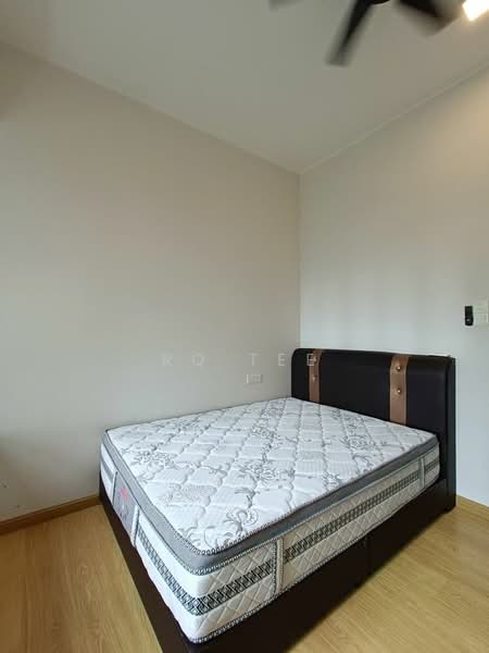 Condominium for Rent at Bay Laurel @ Country Garden Danga Bay - RQ Tee - Bedroom - PropertyGuru.com.my