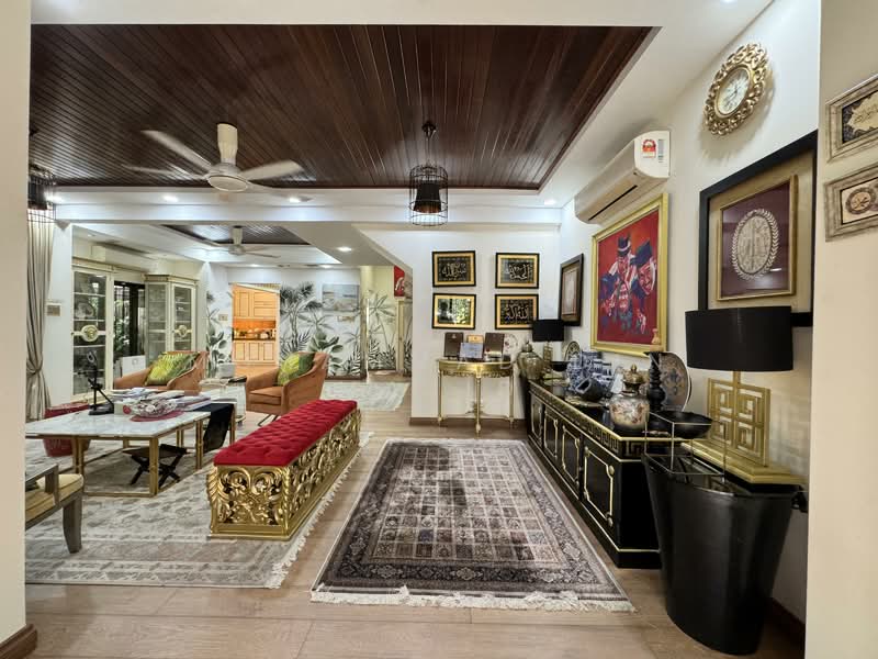 Rumah Teres 2 Tingkat untuk Dijual di Shah Alam (Selangor) - Mohammad Din Majid - Living Room - PropertyGuru.com.my