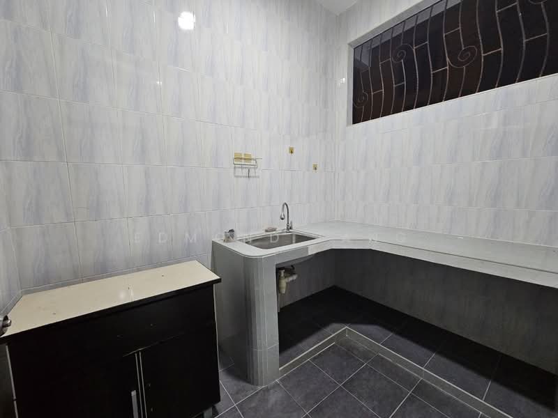 2-storey Terraced House for Rent in Bukit Indah (Iskandar Puteri (Nusajaya)) - Edmond Tang - Kitchen - PropertyGuru.com.my