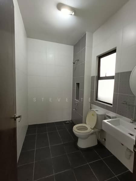 Semi-Detached House for Sale in Johor Bahru (Johor) - Steve Tey - Bathroom - PropertyGuru.com.my