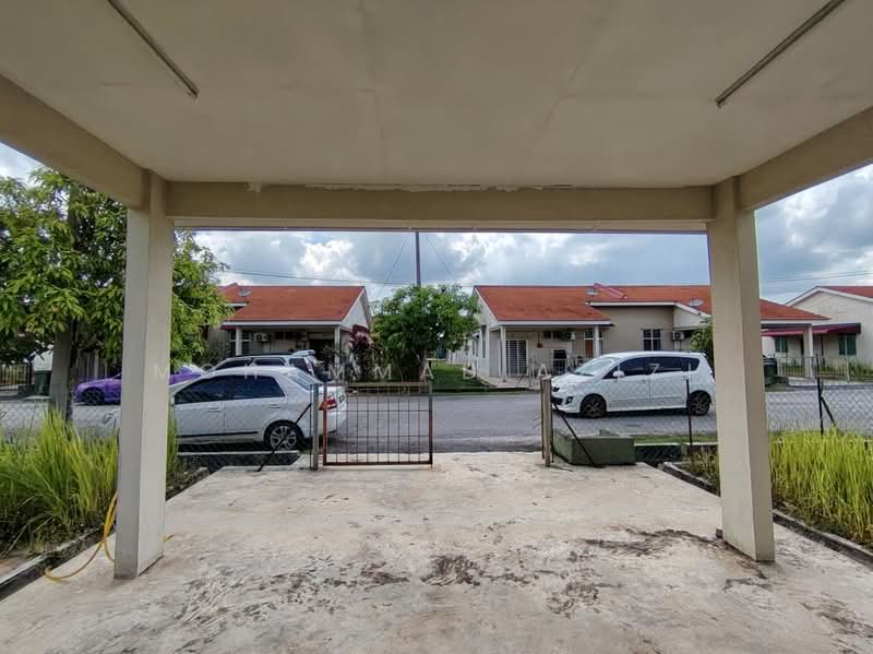 Semi-Detached House for Sale in Perkampungan Indera Sempurna (Penor) - Mohammad Azizi - PropertyGuru.com.my