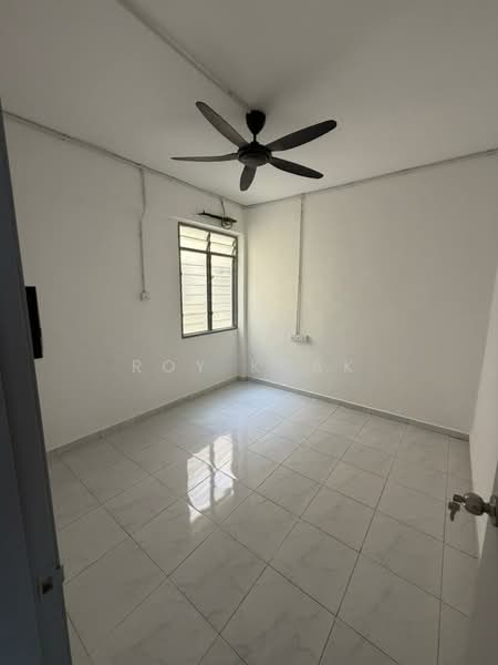 Rumah Flat untuk Disewa di Taman Saujana Permai - Roy Kuak - Interior - PropertyGuru.com.my