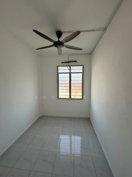 Rumah Flat untuk Disewa di Taman Saujana Permai - Roy Kuak - Interior - PropertyGuru.com.my
