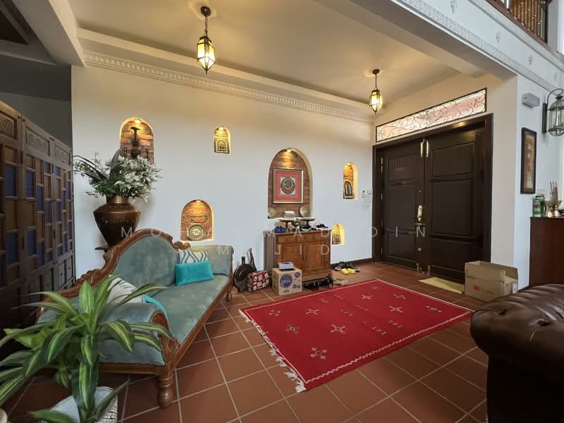 Bungalow for Sale in D'Kayangan (Shah Alam) - Mohammad Din Majid - Entrance - PropertyGuru.com.my