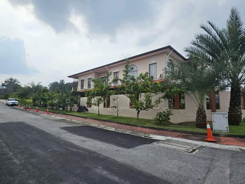 Bungalow for Sale in D'Kayangan (Shah Alam) - Mohammad Din Majid - Exterior - PropertyGuru.com.my