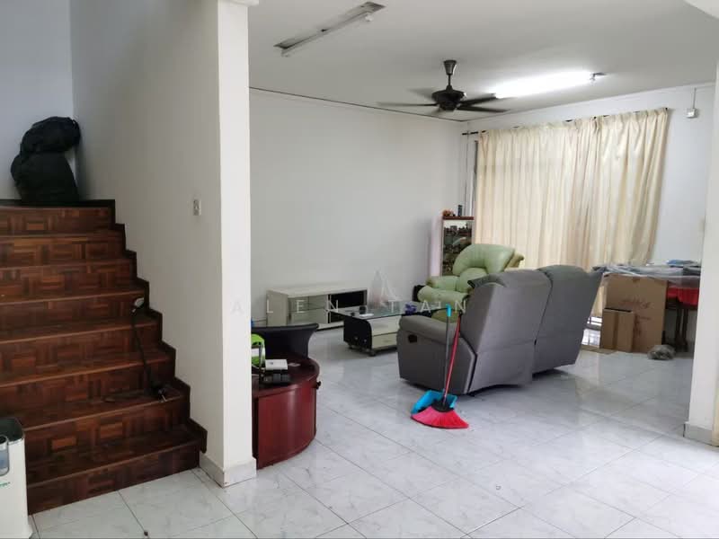 For Rent - Lima Kedai