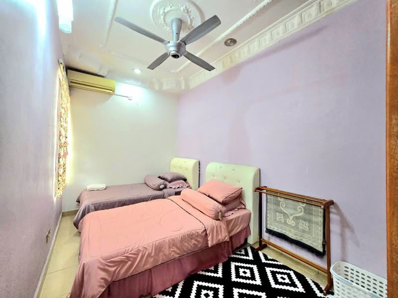 Semi-Detached House for Sale in D'Kayangan (Shah Alam) - Yazila Sulaimi - PropertyGuru.com.my