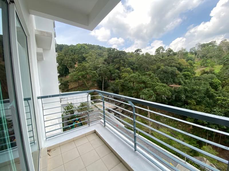 Condominium for Sale at Orchard Ville - NURULISMA HANIS - Balcony - PropertyGuru.com.my