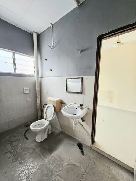 Rumah Teres 2 Tingkat untuk Dijual di Saujana Puchong (Puchong) - Wendy Chin - Bathroom - PropertyGuru.com.my