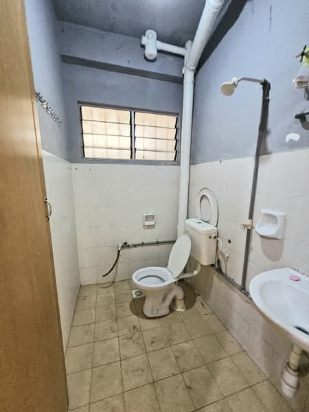 Rumah Teres 2 Tingkat untuk Dijual di Saujana Puchong (Puchong) - Wendy Chin - Bathroom - PropertyGuru.com.my