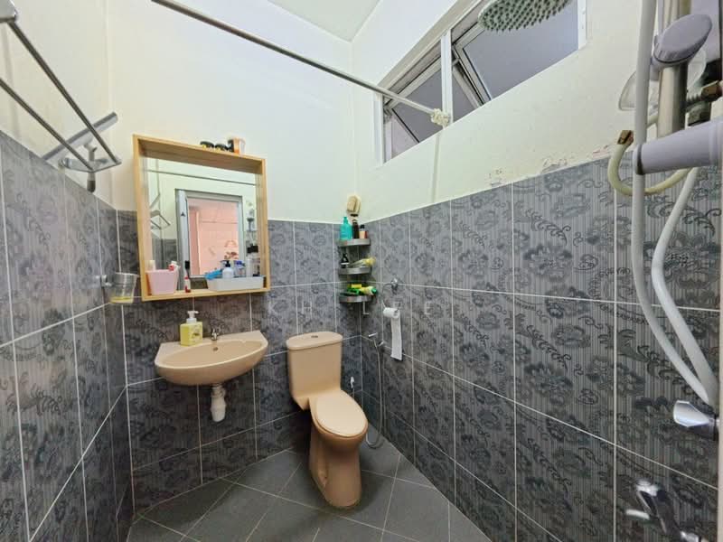2-storey Terraced House for Sale in Bandar Utama (Selangor) - KH LEE - Bathroom - PropertyGuru.com.my