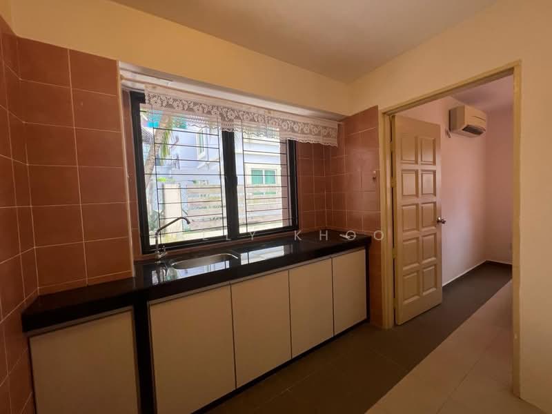 Semi-Detached House for Rent in Batu Feringghi (Penang) - Sally Khoo - Kitchen - PropertyGuru.com.my