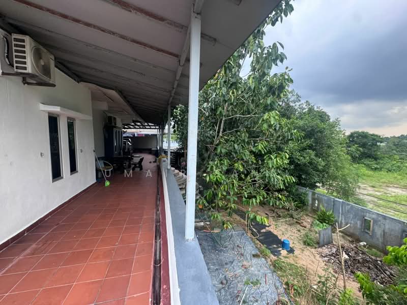 Rumah Banglo untuk Dijual di Kempas Baru (Johor Bahru) - UMAIR ZANIL - Exterior - PropertyGuru.com.my