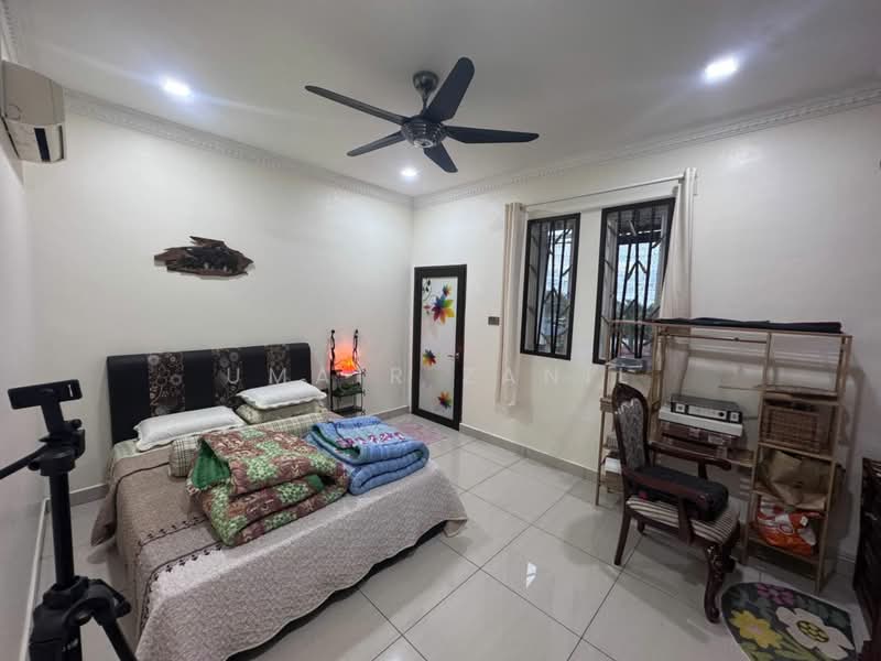Rumah Banglo untuk Dijual di Kempas Baru (Johor Bahru) - UMAIR ZANIL - Bedroom - PropertyGuru.com.my