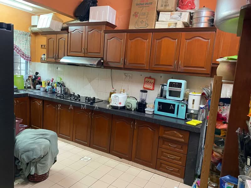 Rumah Teres 2 Tingkat untuk Dijual di Semenyih (Selangor) - Zamani Ishak - Kitchen - PropertyGuru.com.my