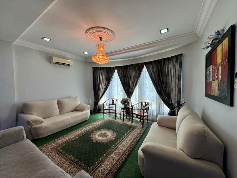 Bungalow for Sale in Bukit Beruntung (Selangor) - Ibrahim Iderus - Living Room - PropertyGuru.com.my