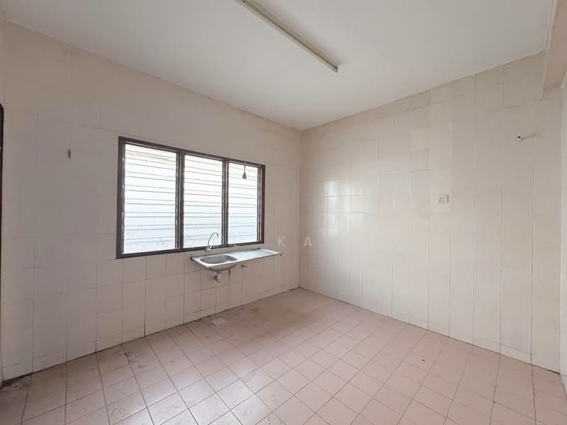 Rumah Teres 2 Tingkat untuk Dijual di Seksyen 25 (Shah Alam) - Aqil Kamal - PropertyGuru.com.my