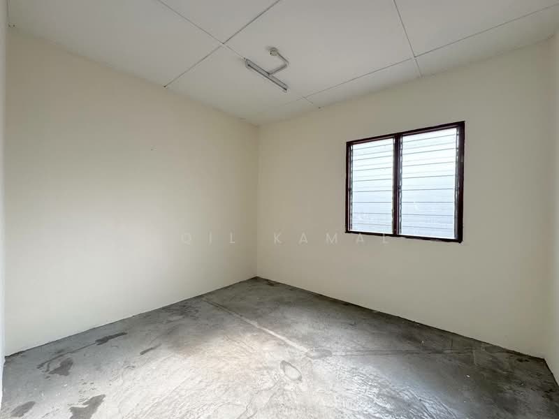 Rumah Teres 2 Tingkat untuk Dijual di Seksyen 25 (Shah Alam) - Aqil Kamal - PropertyGuru.com.my