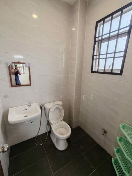 2-storey Terraced House for Rent in Taman Setia Indah (Tebrau) - Reny Hee - Bathroom - PropertyGuru.com.my