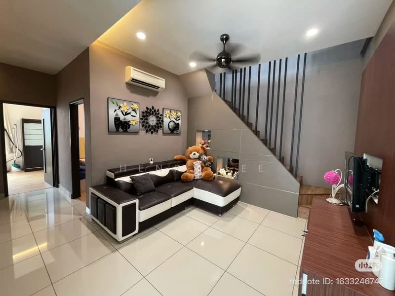 Rumah Banglo untuk Dijual di Taman Bukit Minyak Permai (Bukit Mertajam) - Henry Lee - Living Room - PropertyGuru.com.my