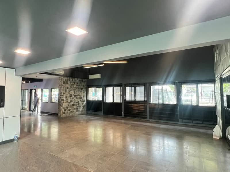 Commercial Bungalow for Rent in Taman U Thant (Ampang) - Tinesh Naidu - Interior - PropertyGuru.com.my