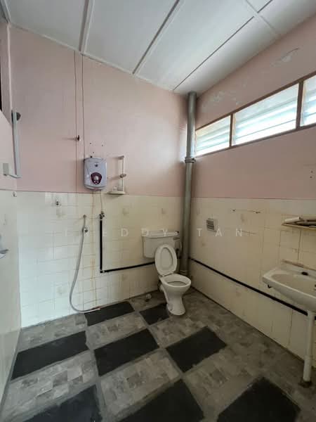 Semi-Detached House for Sale in Sungai Ara (Penang) - Freddy Tan - PropertyGuru.com.my